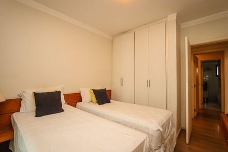 Apartamento à venda com 3 quartos, 260m² em Vila Suzana, São Paulo