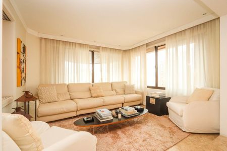 Apartamento à venda com 3 quartos, 260m² em Vila Suzana, São Paulo