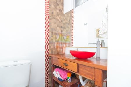 Apartamento à venda com 70m², 3 quartos e 1 vaga Apartamento à venda com 70m², 3 quartos e 1 vagaLavabo