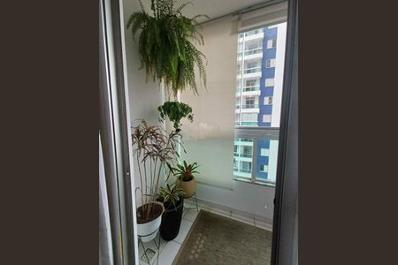 Apartamento à venda com 77m², 3 quartos e 2 vagas