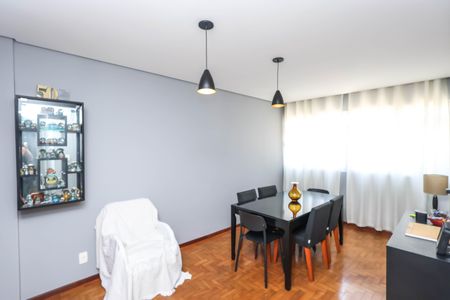 Apartamento à venda com 86m², 3 quartos e 1 vagaSala