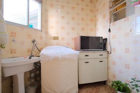 Apartamento à venda com 80m², 3 quartos e 1 vagaÁrea de Serviço