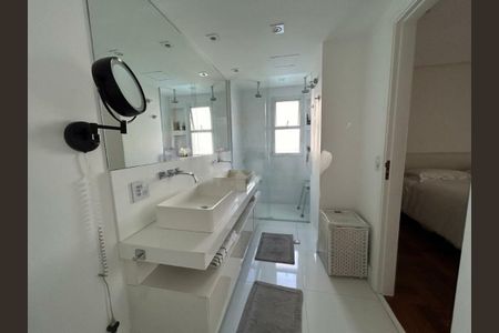 Apartamento à venda com 250m², 4 quartos e 7 vagas