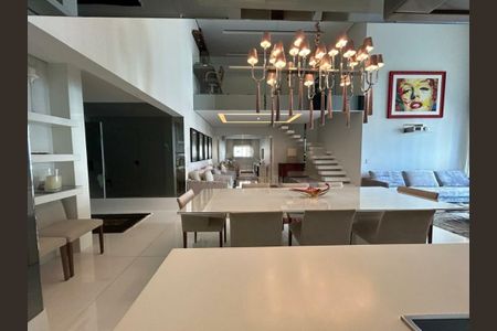 Apartamento à venda com 250m², 4 quartos e 7 vagas