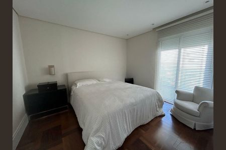Apartamento à venda com 250m², 4 quartos e 7 vagas