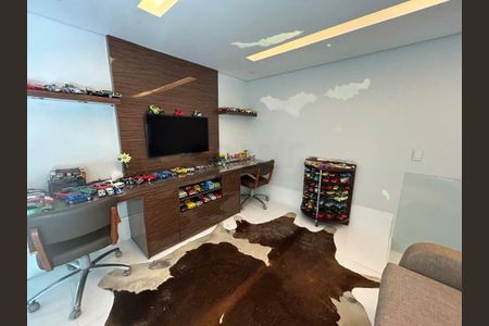 Apartamento à venda com 250m², 4 quartos e 7 vagas