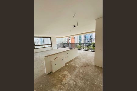 Apartamento à venda com 3 quartos, 191m² em Vila Nova Conceição, São Paulo