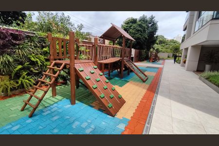 Apartamento à venda com 141m², 3 quartos e 3 vagasÁrea comum - Playground