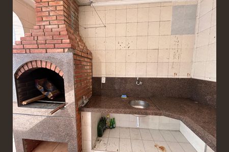 Casa à venda com 299m², 3 quartos e 5 vagas Casa à venda com 299m², 3 quartos e 5 vagasChurrasqueira