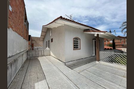 Casa à venda com 299m², 3 quartos e 5 vagas Casa à venda com 299m², 3 quartos e 5 vagasVaranda do Quarto