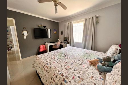 Casa à venda com 3 quartos, 212m² em Jardim Oriental, São Paulo