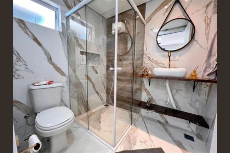 Casa à venda com 212m², 3 quartos e 3 vagas