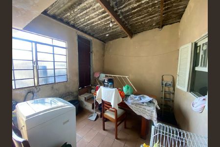 Casa à venda com 2 quartos, 188m² em Parque das Nações, Santo André