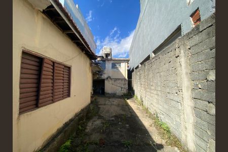 Casa à venda com 2 quartos, 188m² em Parque das Nações, Santo André