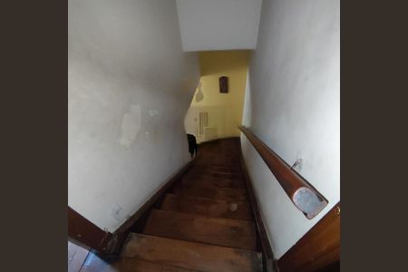 Casa à venda com 200m², 4 quartos e 2 vagas