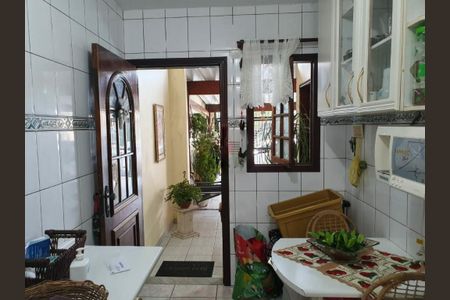 Casa à venda com 3 quartos, 125m² em Jardim Jaqueline, São Paulo