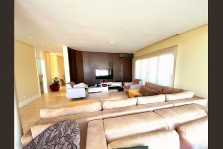 Casa à venda com 4 quartos, 400m² em Cidade São Francisco, Osasco