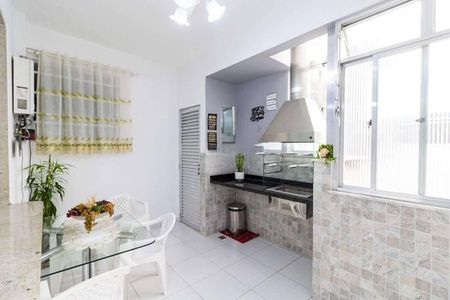 Apartamento à venda com 153m², 3 quartos e sem vaga