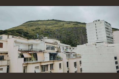 Apartamento à venda com 95m², 3 quartos e sem vaga