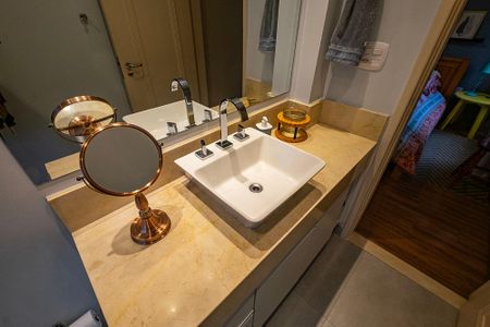 Apartamento à venda com 120m², 3 quartos e 1 vaga Apartamento à venda com 120m², 3 quartos e 1 vagaSuíte - banheiro