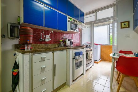 Apartamento à venda com 120m², 3 quartos e 1 vaga Apartamento à venda com 120m², 3 quartos e 1 vagaCozinha