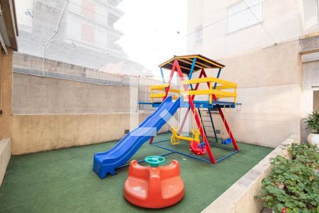 Apartamento para alugar com 60m², 2 quartos e 2 vagasÁrea comum - Playground
