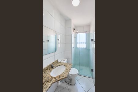Apartamento para alugar com 60m², 2 quartos e 2 vagasBanheiro da suíte