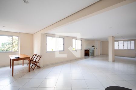 Apartamento para alugar com 60m², 2 quartos e 2 vagasÁrea comum - Salão de festas