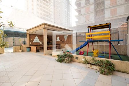Apartamento para alugar com 60m², 2 quartos e 2 vagasÁrea comum - Playground