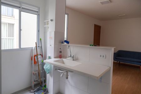 Apartamento para alugar com 38m², 2 quartos e 1 vaga Apartamento para alugar com 38m², 2 quartos e 1 vagaCozinha e Área de Serviço