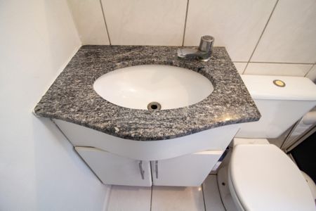 Apartamento para alugar com 70m², 3 quartos e 1 vaga Apartamento para alugar com 70m², 3 quartos e 1 vagaBanheiro da Suíte
