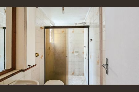 Apartamento à venda com 64m², 2 quartos e 1 vaga Apartamento à venda com 64m², 2 quartos e 1 vagaBanheiro