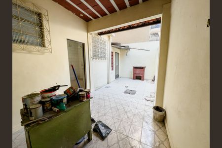 Casa à venda com 180m², 4 quartos e 2 vagasQuintal
