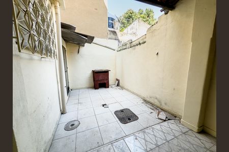 Casa à venda com 180m², 4 quartos e 2 vagasQuintal