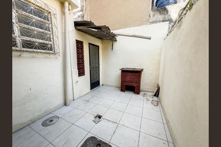 Casa à venda com 180m², 4 quartos e 2 vagasQuintal