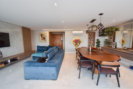 Apartamento à venda com 148m², 3 quartos e 4 vagasSala