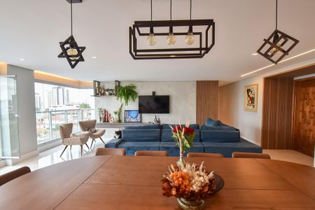 Apartamento à venda com 148m², 3 quartos e 4 vagasSala