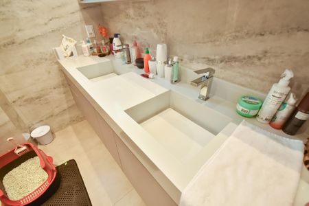 Apartamento à venda com 148m², 3 quartos e 4 vagasBanheiro da Suíte 3