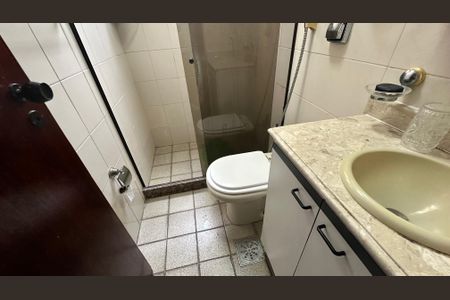 Apartamento à venda com 90m², 3 quartos e 2 vagasBanheiro quarto 2