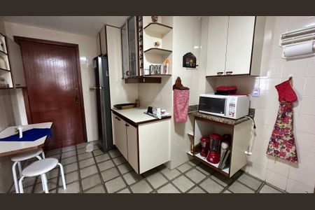 Apartamento à venda com 90m², 3 quartos e 2 vagasCozinha