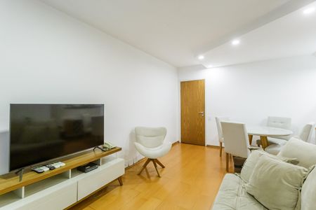 Sala de apartamento para alugar com 2 quartos, 45m² em Vila Nova Conceição, São Paulo