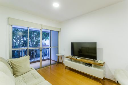 Sala de apartamento para alugar com 2 quartos, 45m² em Vila Nova Conceição, São Paulo