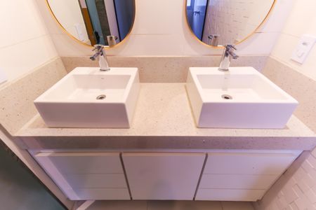 Apartamento à venda com 113m², 3 quartos e 2 vagasBanheiro da Suíte 