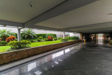 Apartamento à venda com 113m², 3 quartos e 2 vagasEntrada