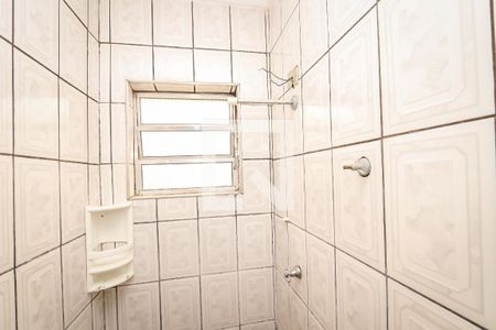 Banheiro de casa para alugar com 1 quarto, 120m² em Jardim Catanduva, São Paulo