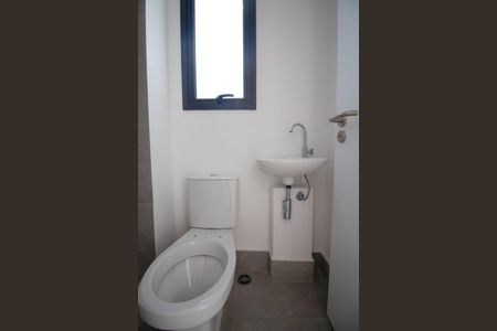 Apartamento à venda com 167m², 3 quartos e 2 vagas Apartamento à venda com 167m², 3 quartos e 2 vagasBanheiro de serviço