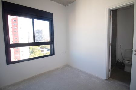 Apartamento à venda com 167m², 3 quartos e 2 vagas Apartamento à venda com 167m², 3 quartos e 2 vagasSuíte 2