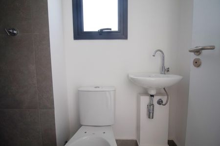 Apartamento à venda com 167m², 3 quartos e 2 vagas Apartamento à venda com 167m², 3 quartos e 2 vagasBanheiro de serviço