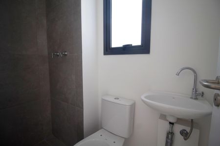 Apartamento à venda com 167m², 3 quartos e 2 vagas Apartamento à venda com 167m², 3 quartos e 2 vagasBanheiro de serviço