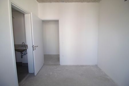 Apartamento à venda com 167m², 3 quartos e 2 vagas Apartamento à venda com 167m², 3 quartos e 2 vagasSuíte 2